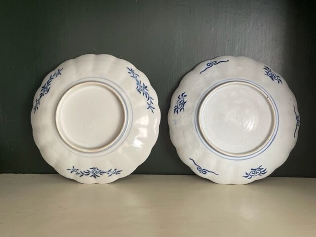 Duo of plates Imari porcelain nineteenth century.