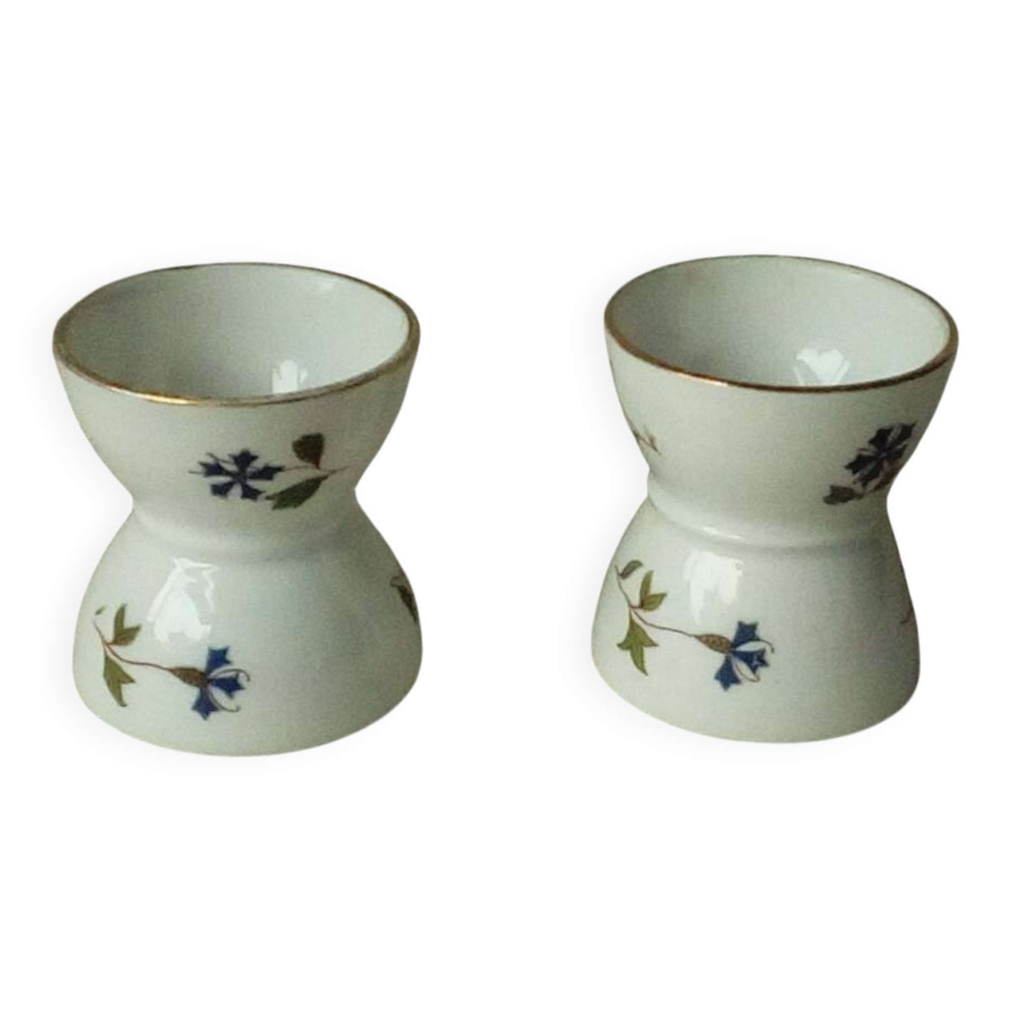 Diabolo porcelain egg cup with barbell decoration