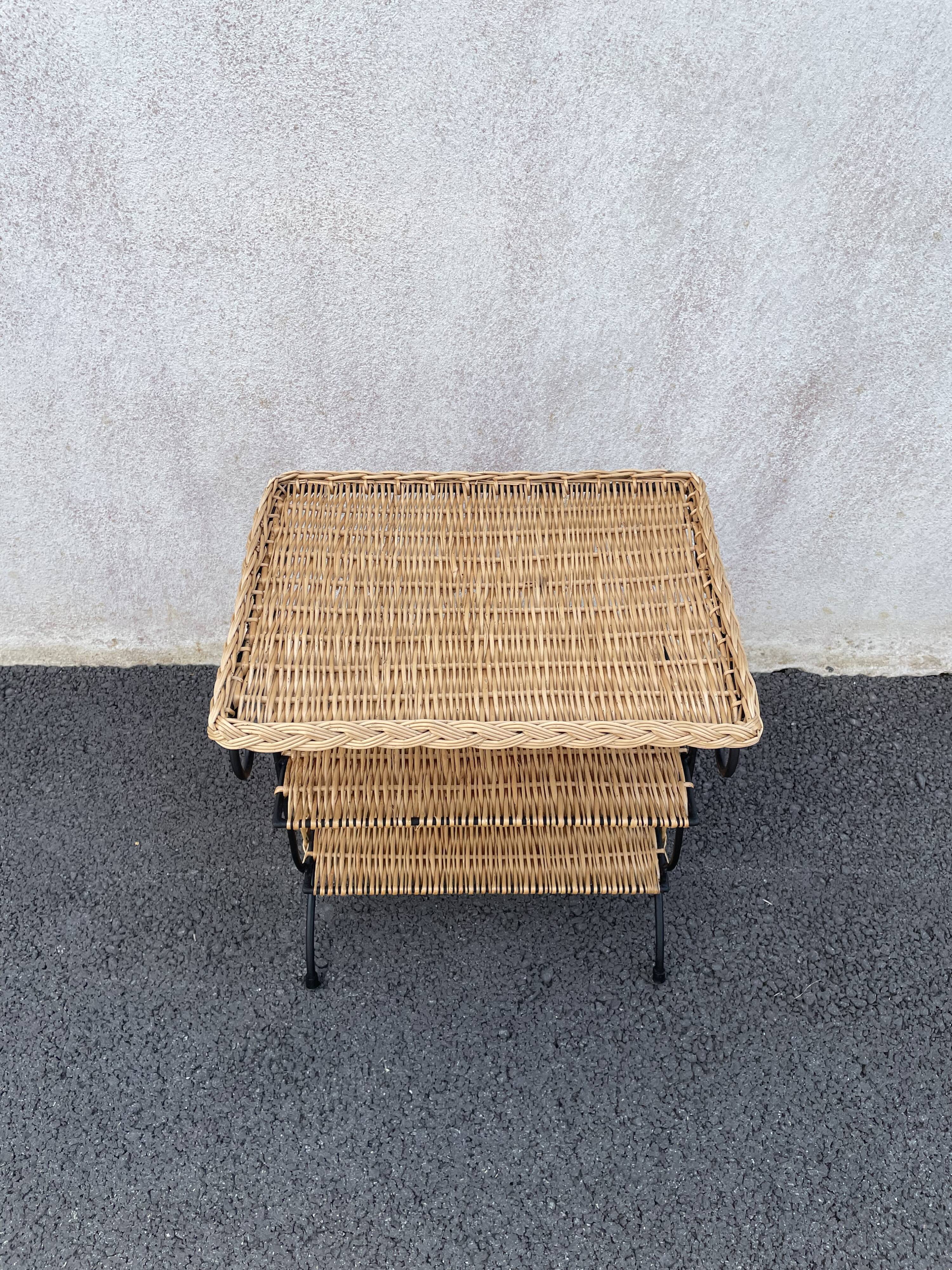 Wicker lyre side table