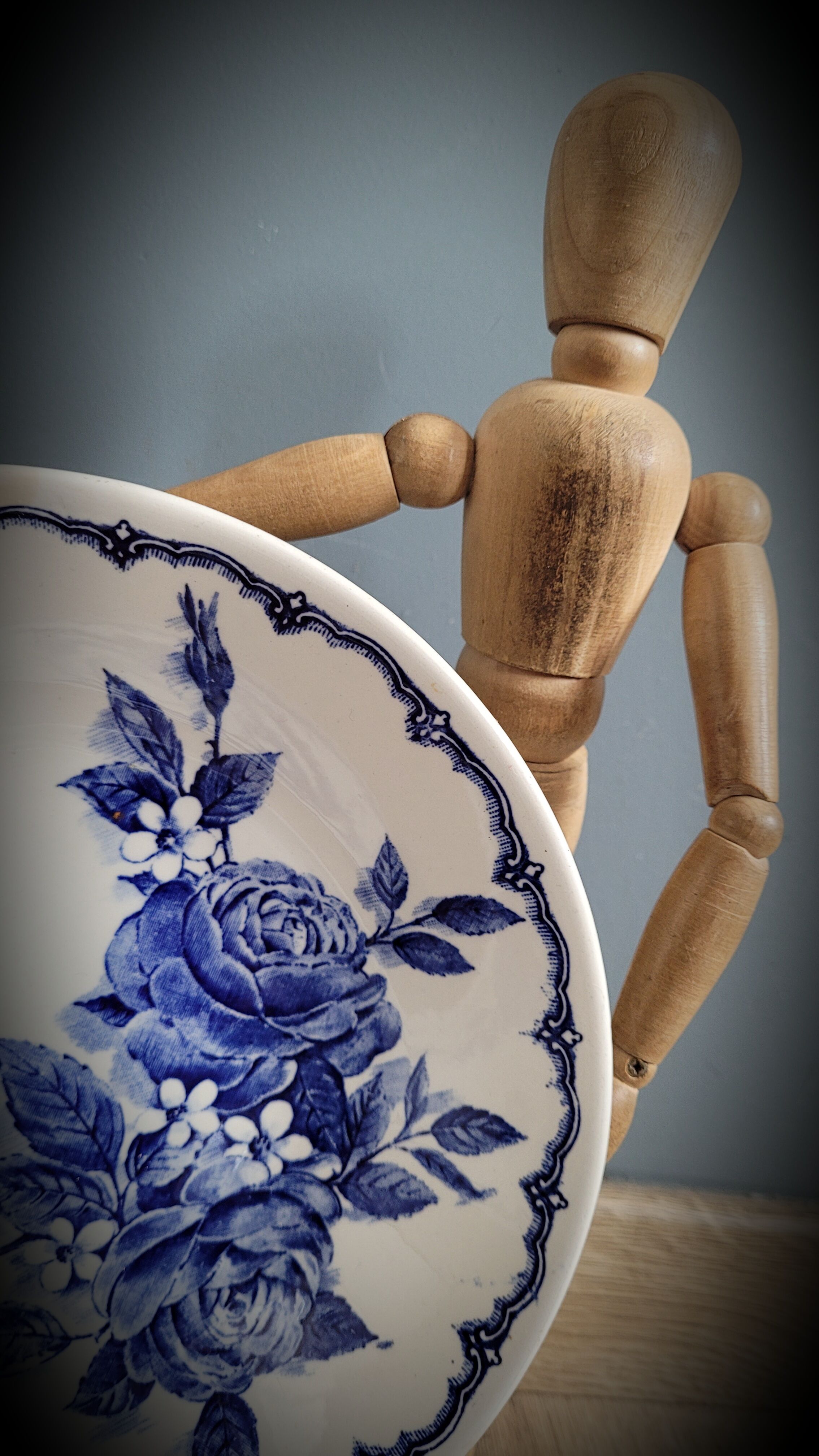 Set 4 plates Ironstone