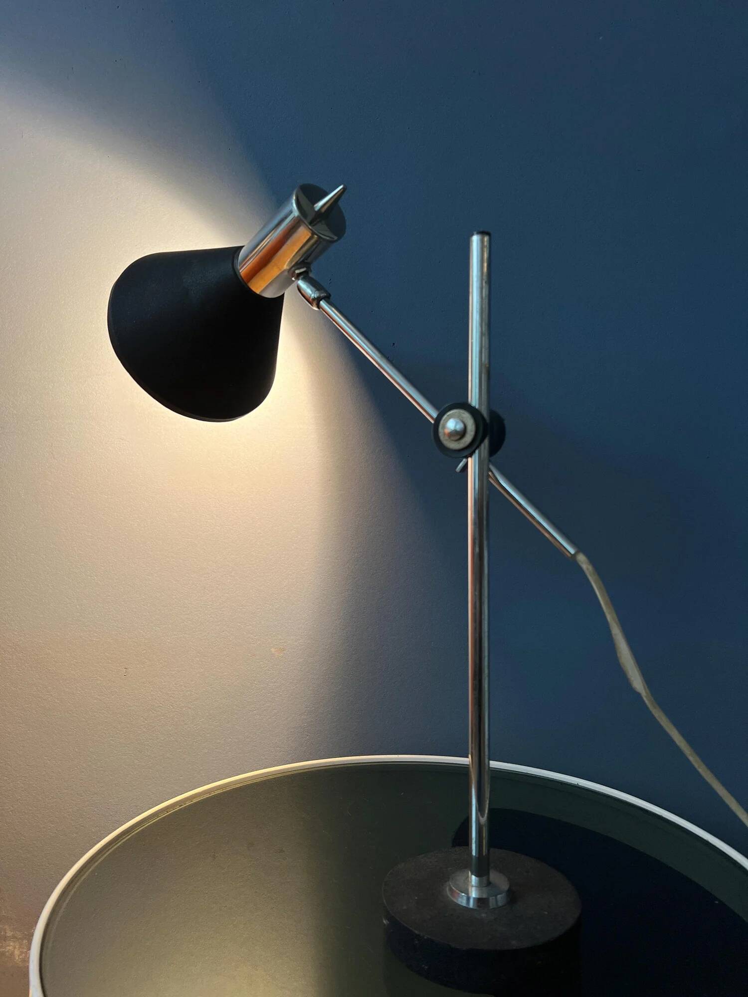 Vintage Herda mid-century adjustable desk lamp