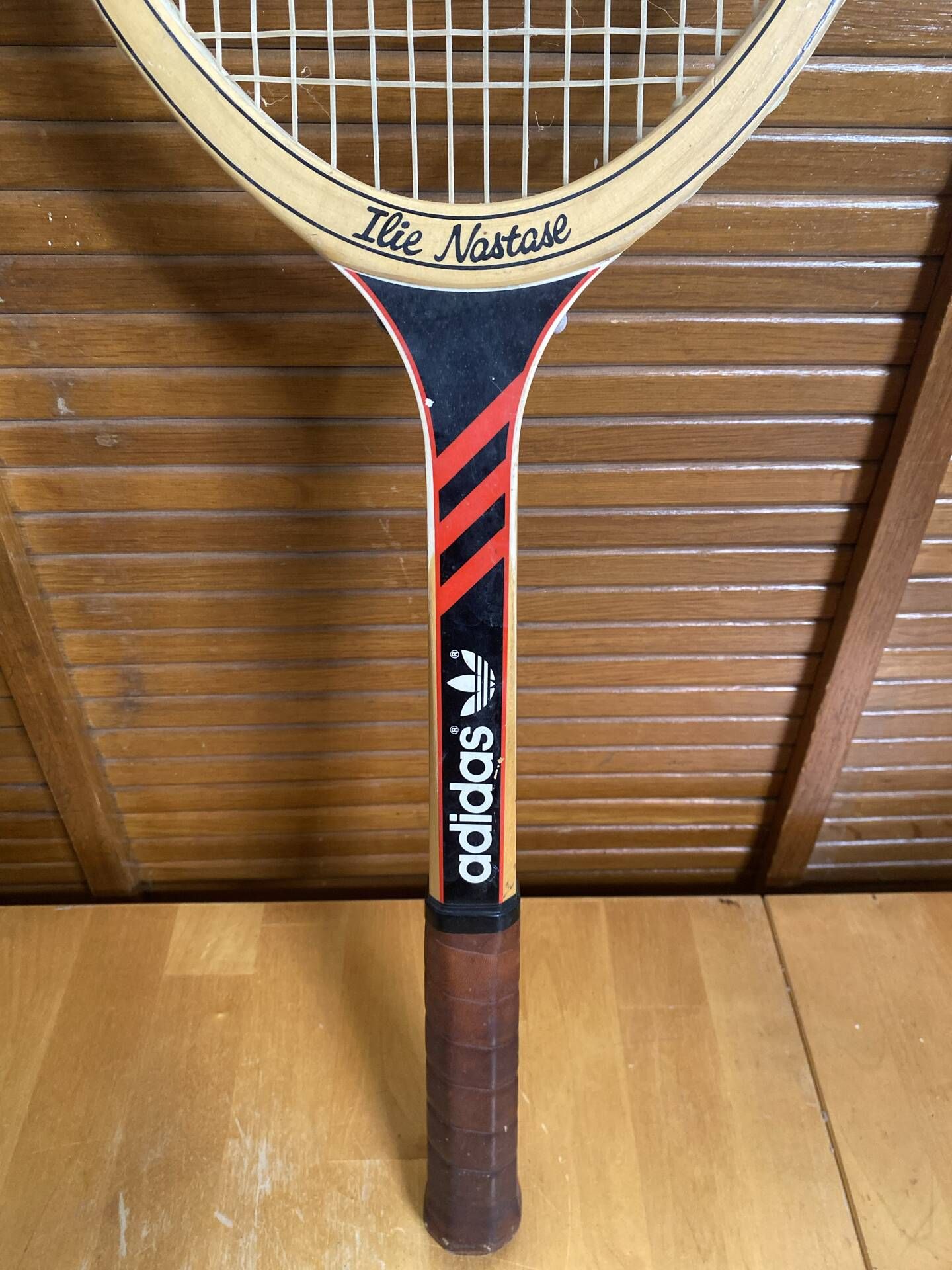 Raquette Tennis Ancienne ADIDAS Ilie Nostase Bois Sport + Housse Vinta
