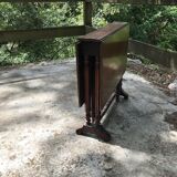 Old 2-pronged service table