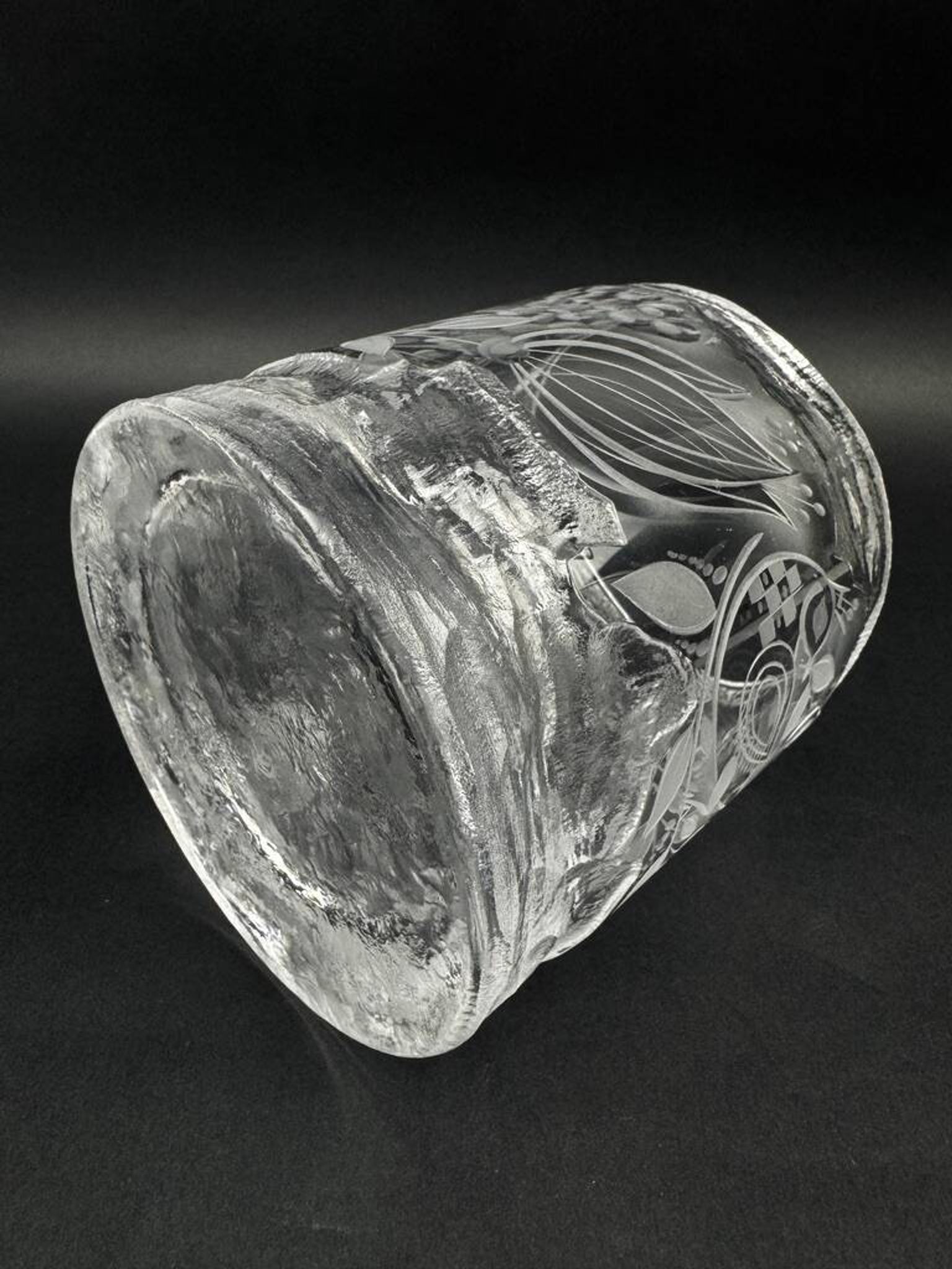 Crystal vase by Bjorn Wiinblad for Rosenthal, limited edition numbered 63/100