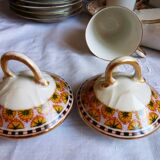 Art Deco coffee service in Limoges porcelain, 23 pieces.