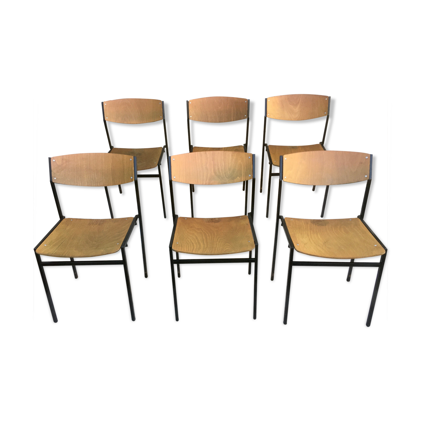 ♻️ Set of 6 chairs designed by designer Gijs van der sluis.