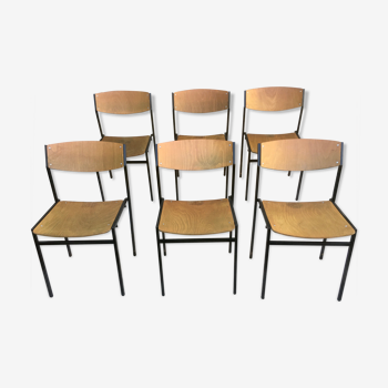 ♻️ Set of 6 chairs designed by designer Gijs van der sluis.