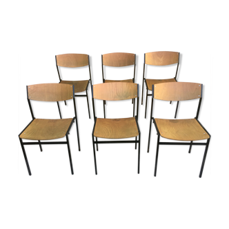 ♻️ Set of 6 chairs designed by designer Gijs van der sluis.