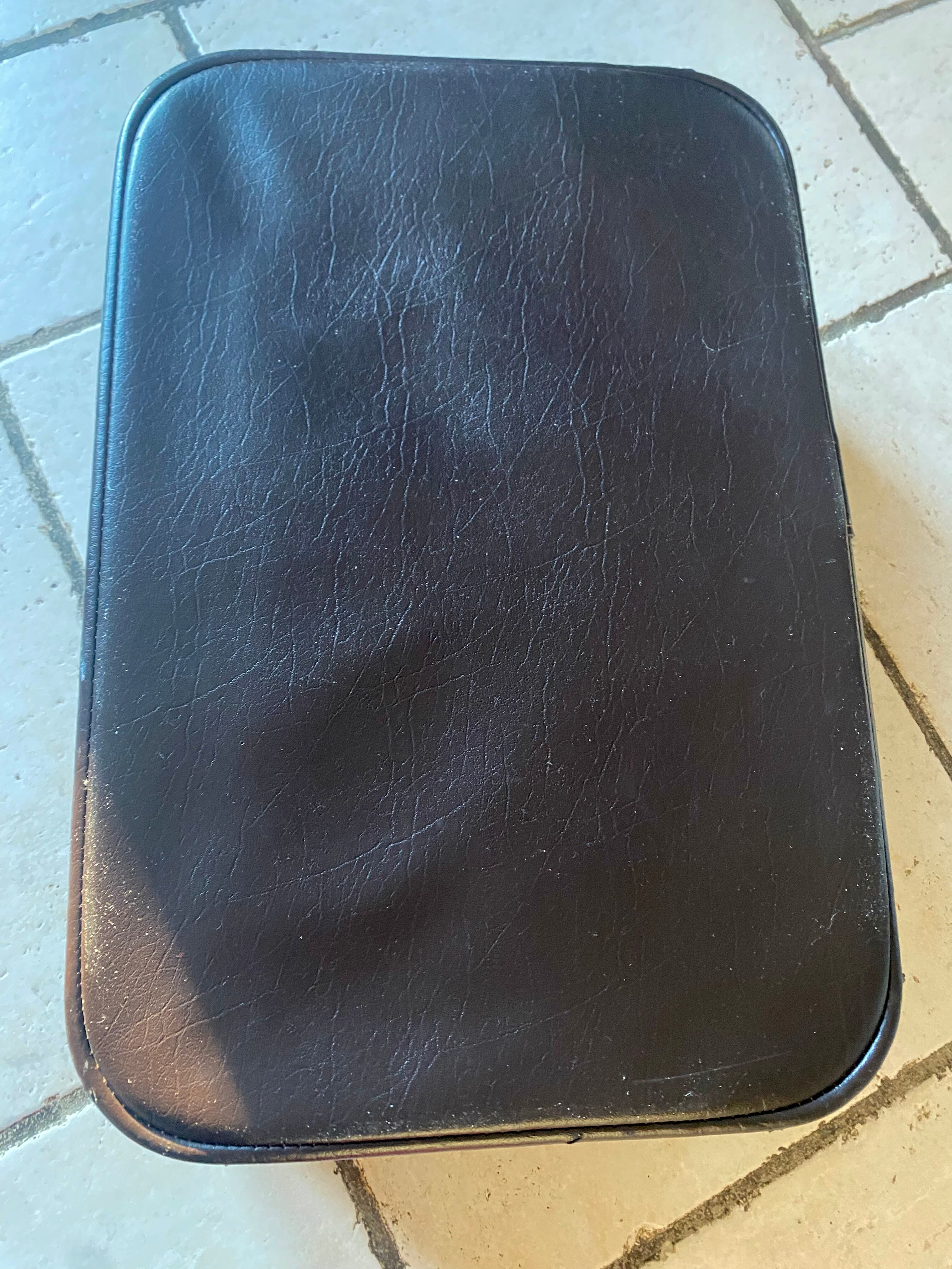 Brown suitcase Favo vintage