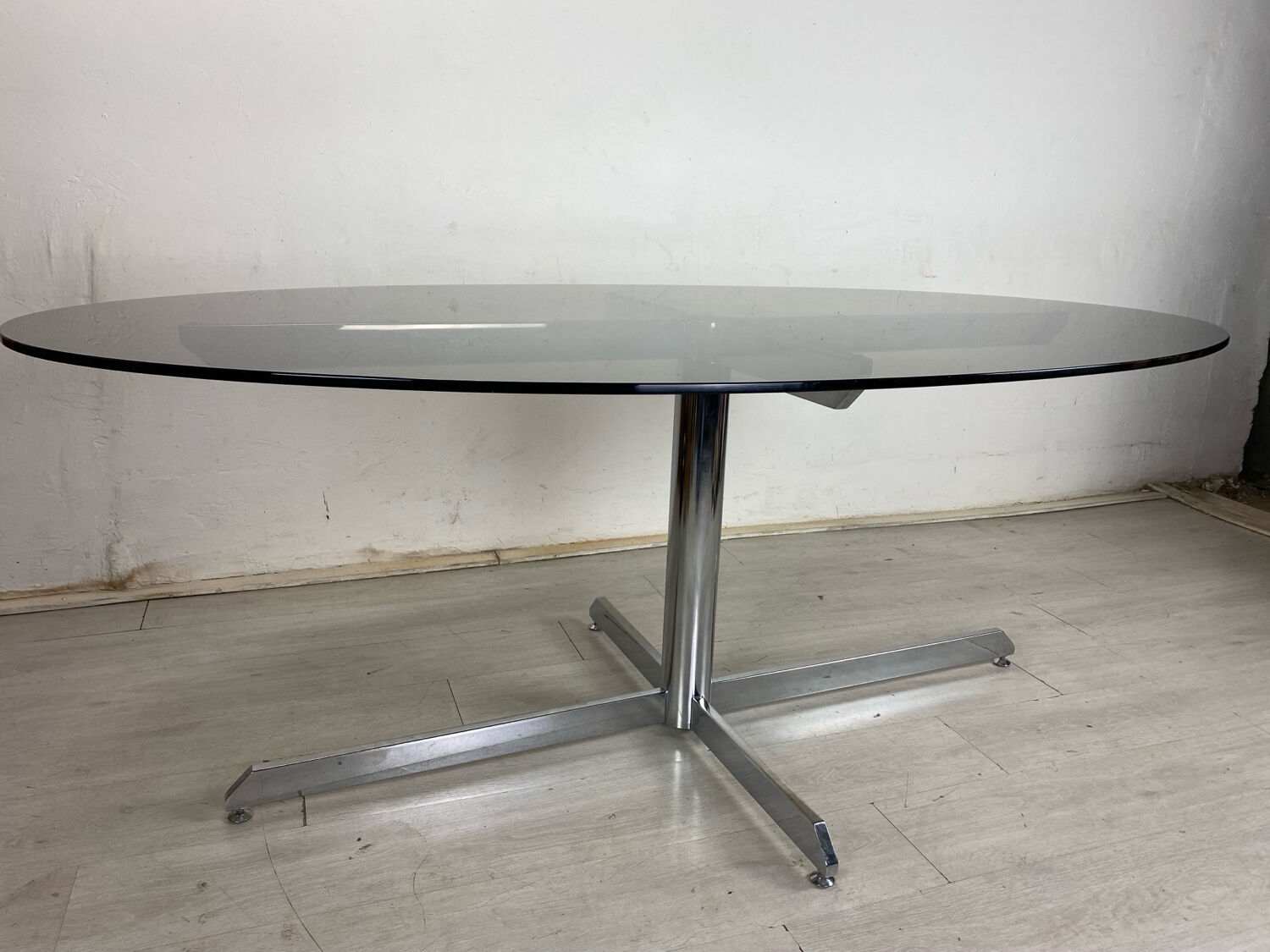 Chrome table