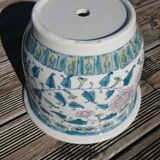 Hand-painted pot-decorated cache