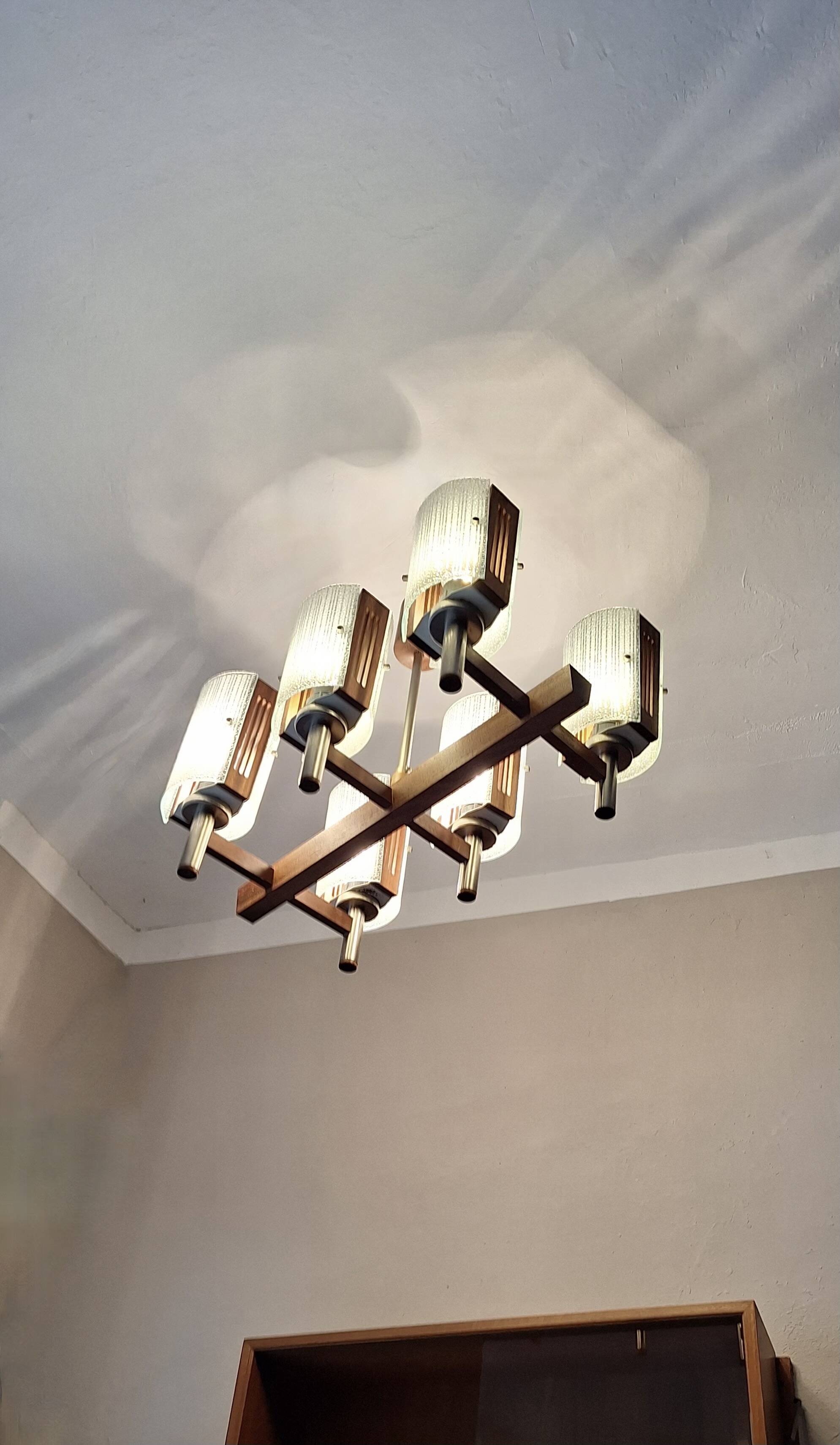 Brutalist chandelier in teak and art glass, Italy, 1960s