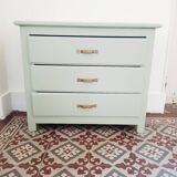 Small chest of drawers