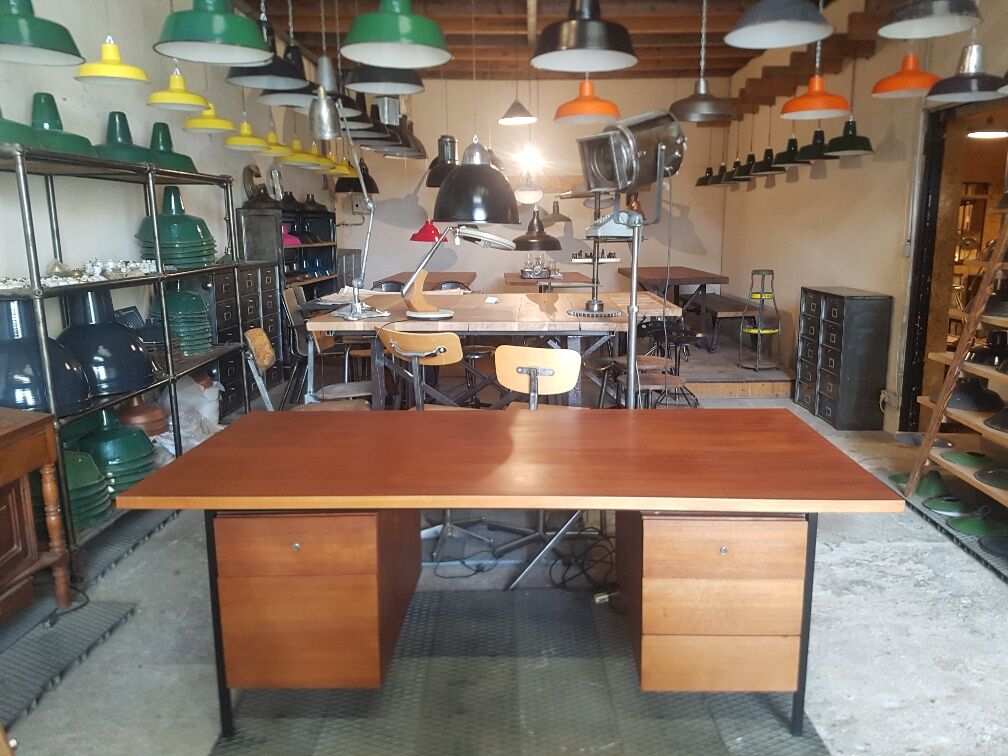 Ancien bureau design Florence Knoll International