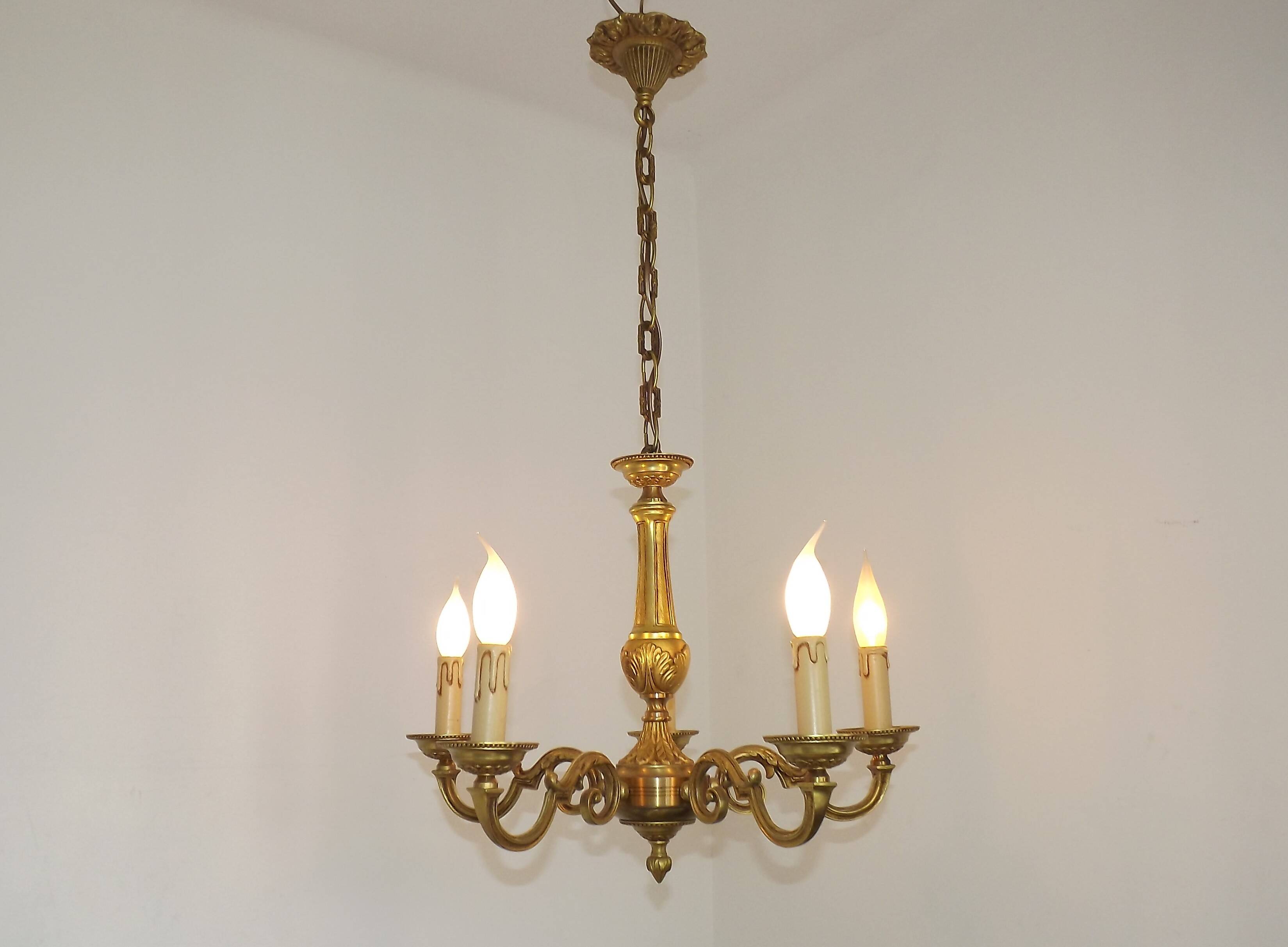 French Vintage Mid-Century Bronze 5-Light Traditional Style Chandelier