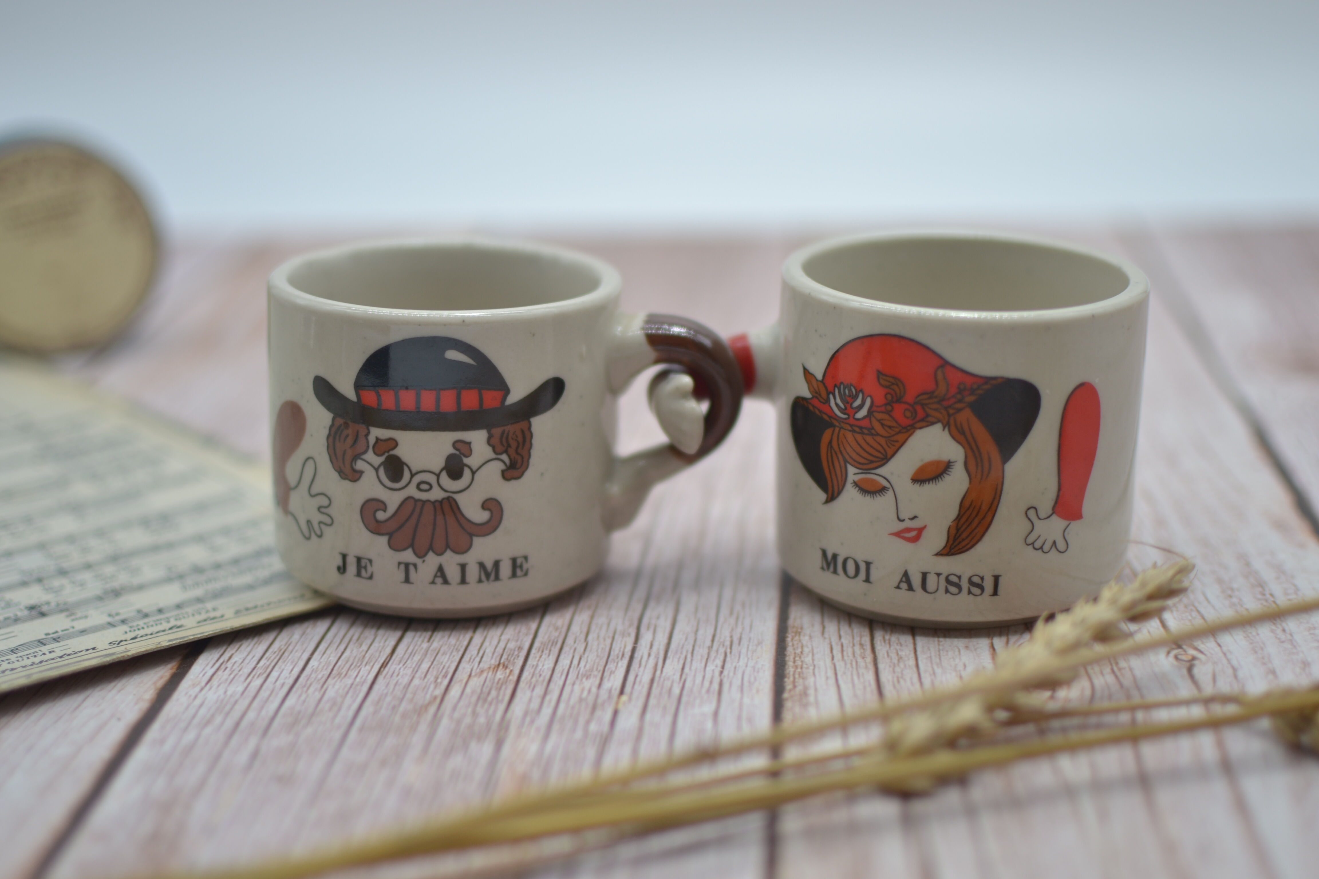 Duo of vintage cups I love you Me too