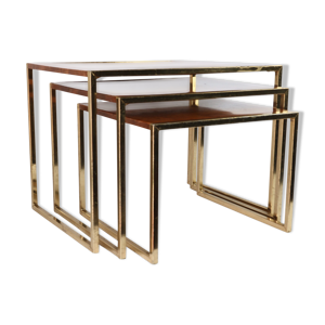Trois tables imbriquées