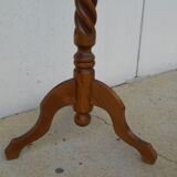 Parrot coat rack, solid oak with swivel head