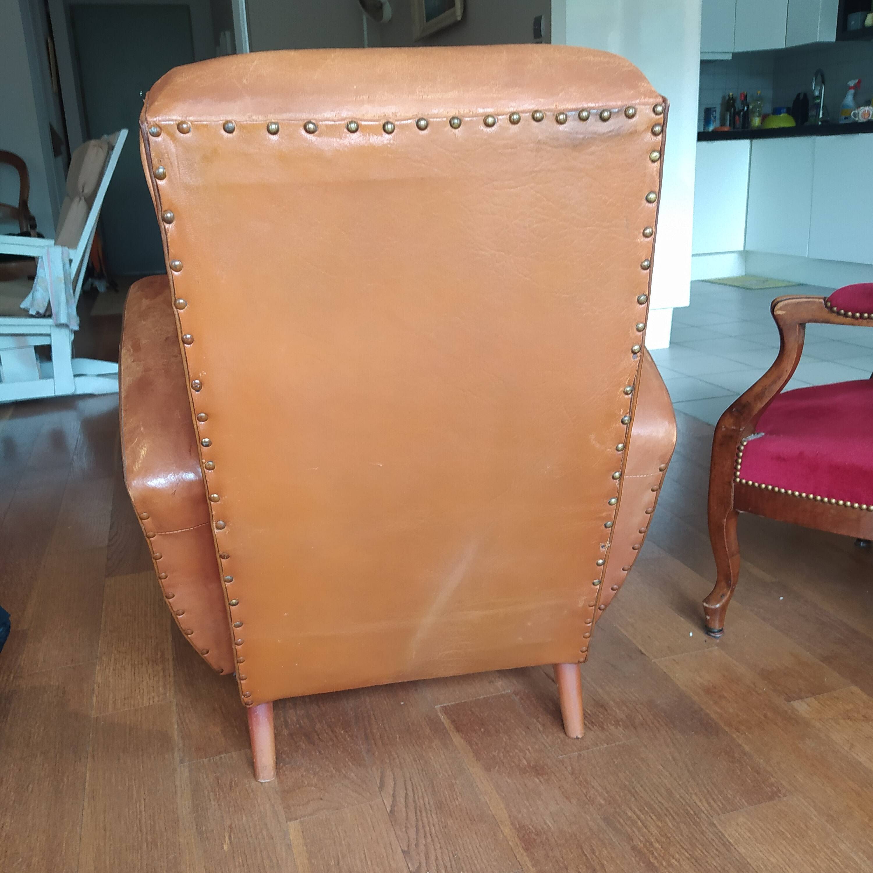 Leather club chair 1950/1960