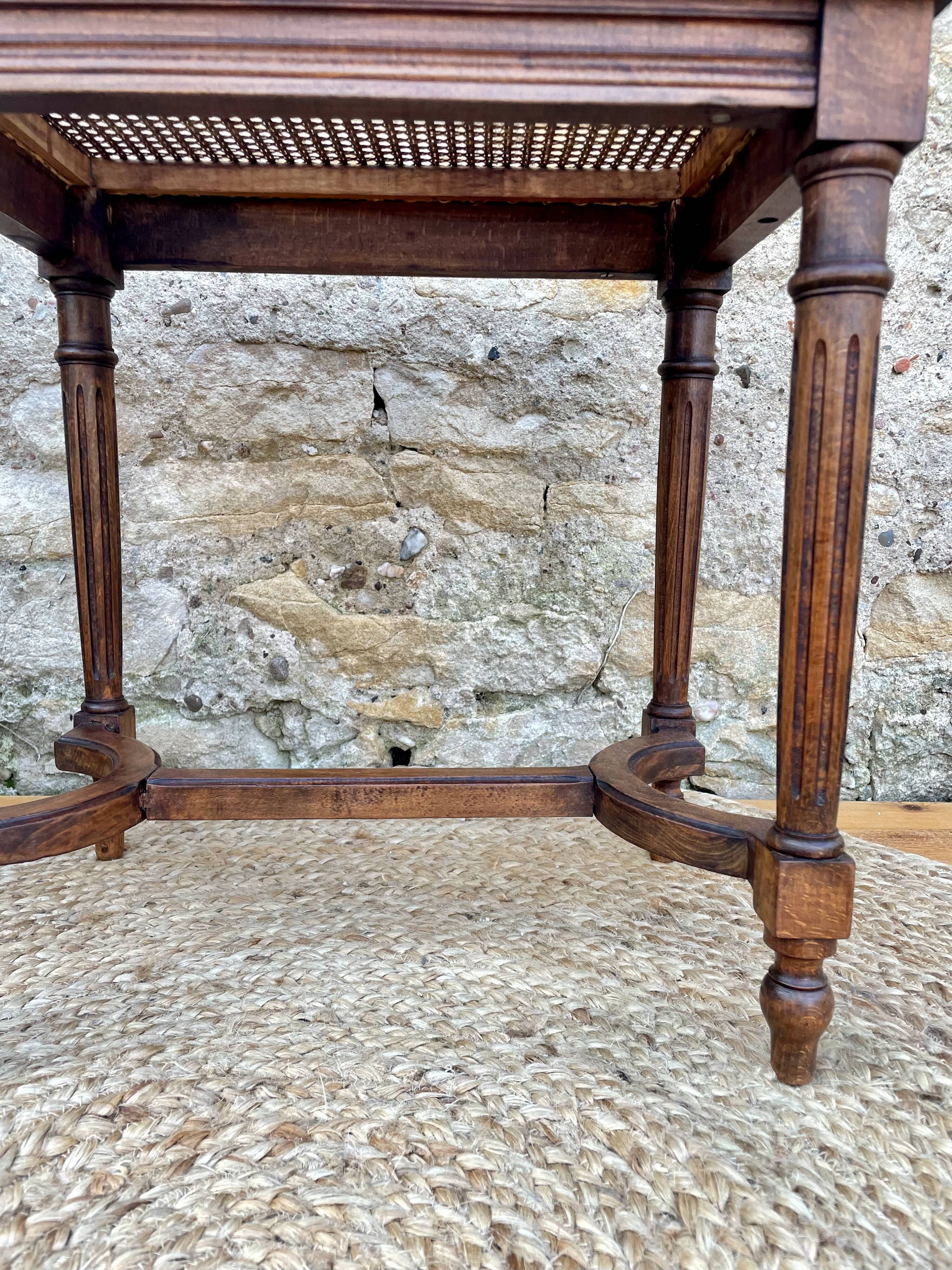 Small canned piano bench