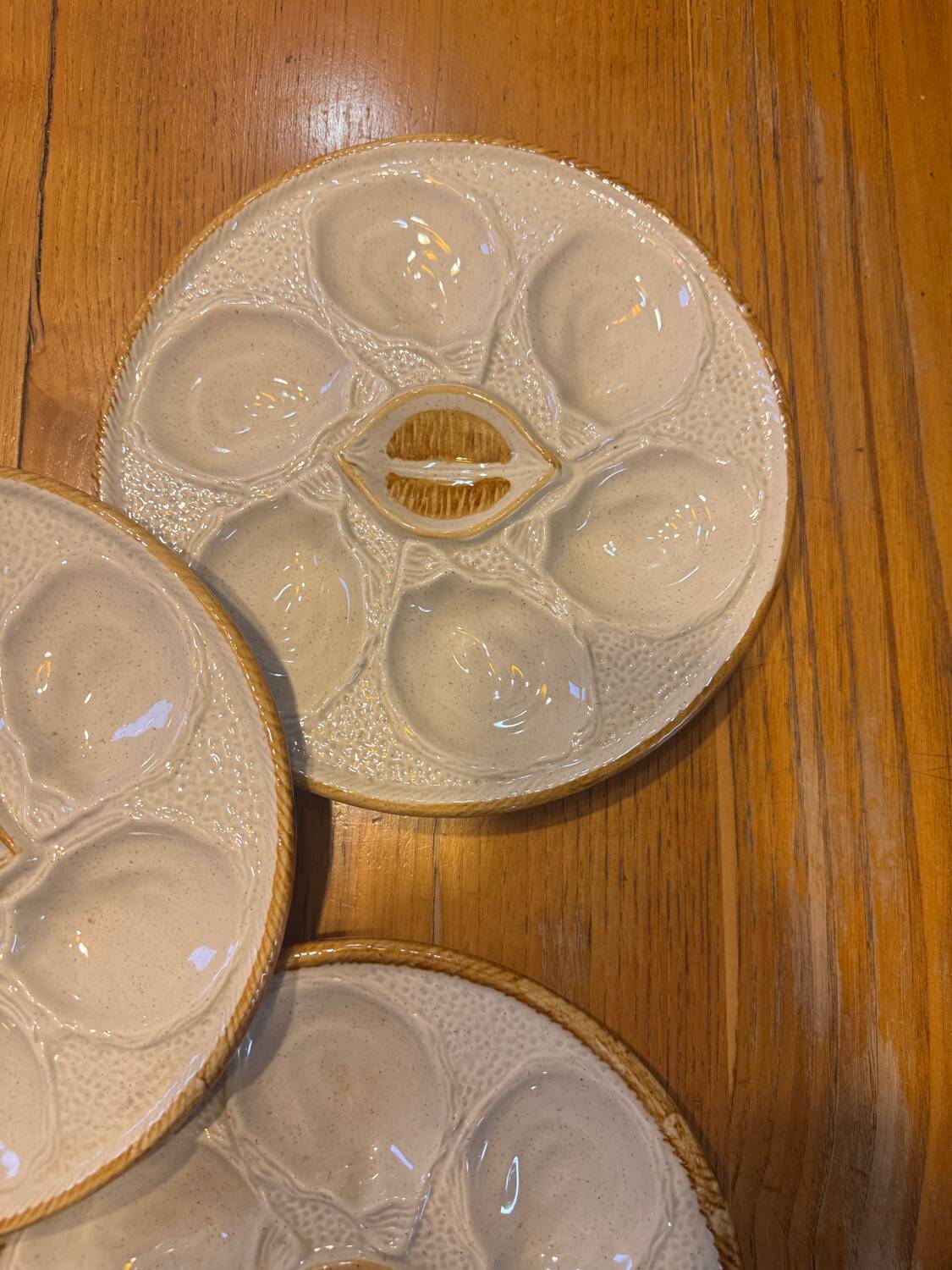 Set of 5 oyster plates Saint-Clément France no. 4589 – Earthenware