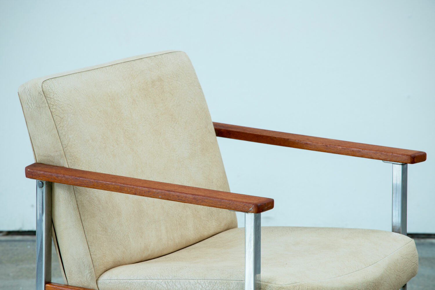 Vintage Scandinavian armchair 1960