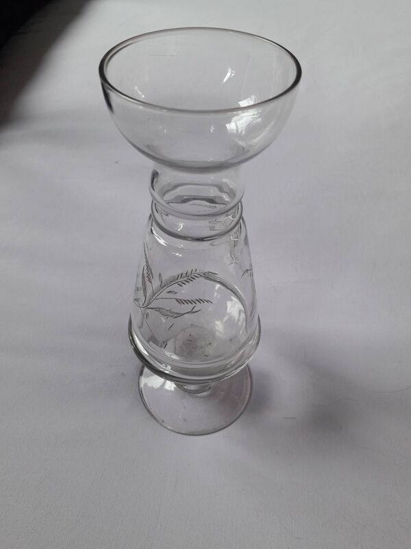 Vase vintage en verre ciselé