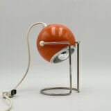 Lampe globe oculaire orange vintage des années 1970 en chrome – Design Space Age
