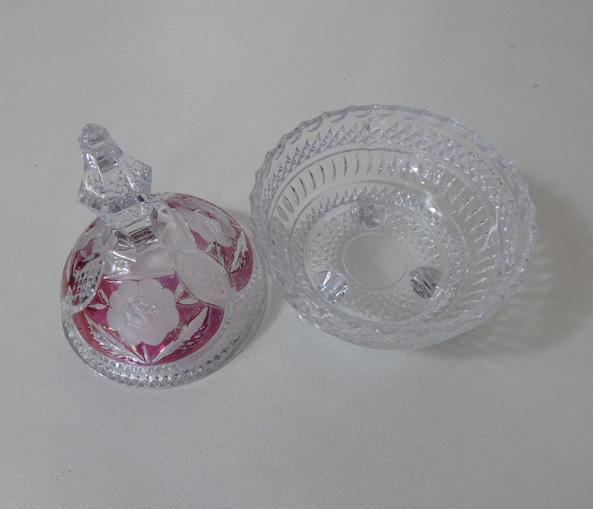 Bonbonnière en cristal