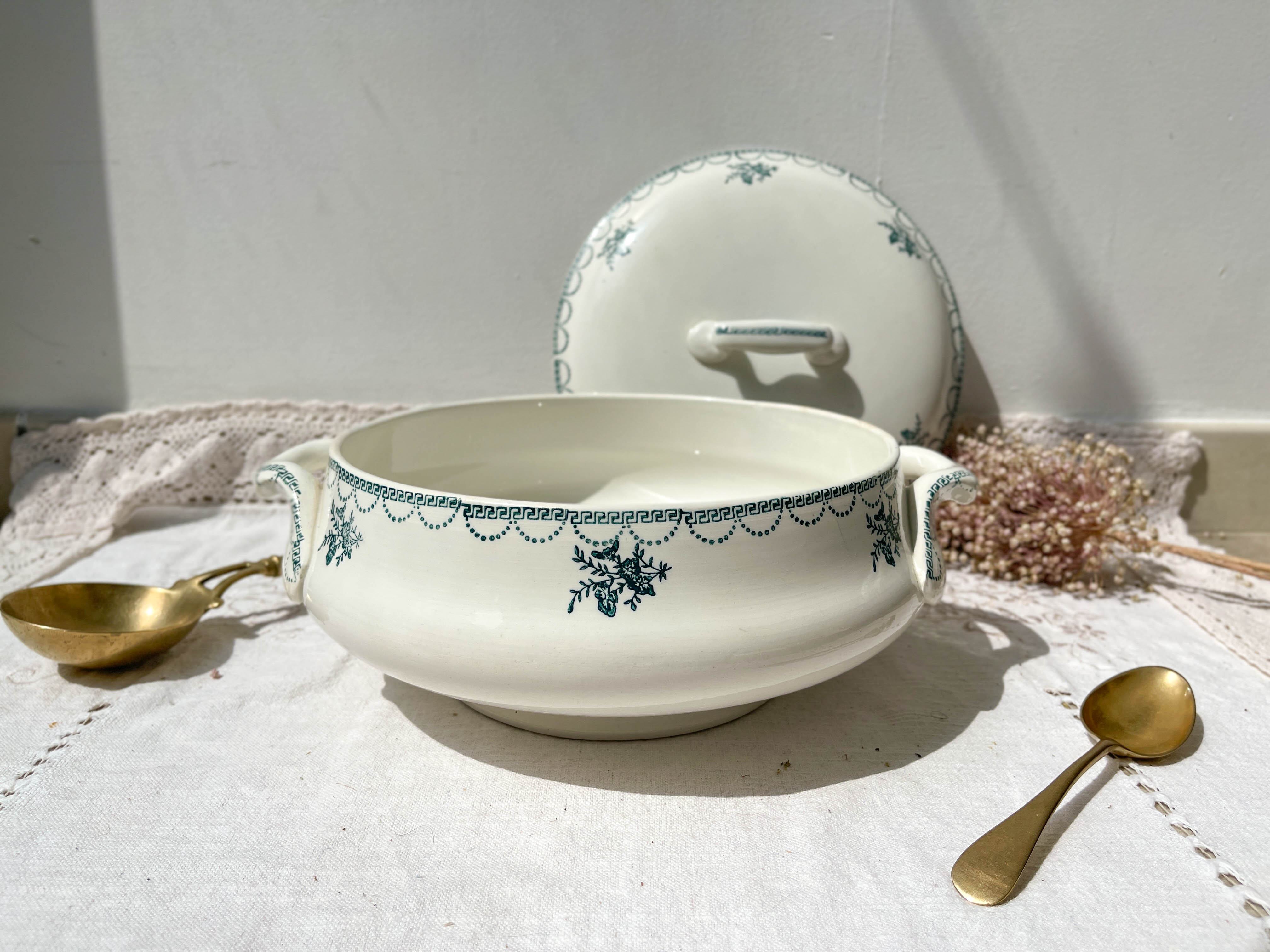 Soup Pot Green Iron Land St Amand, XIXth