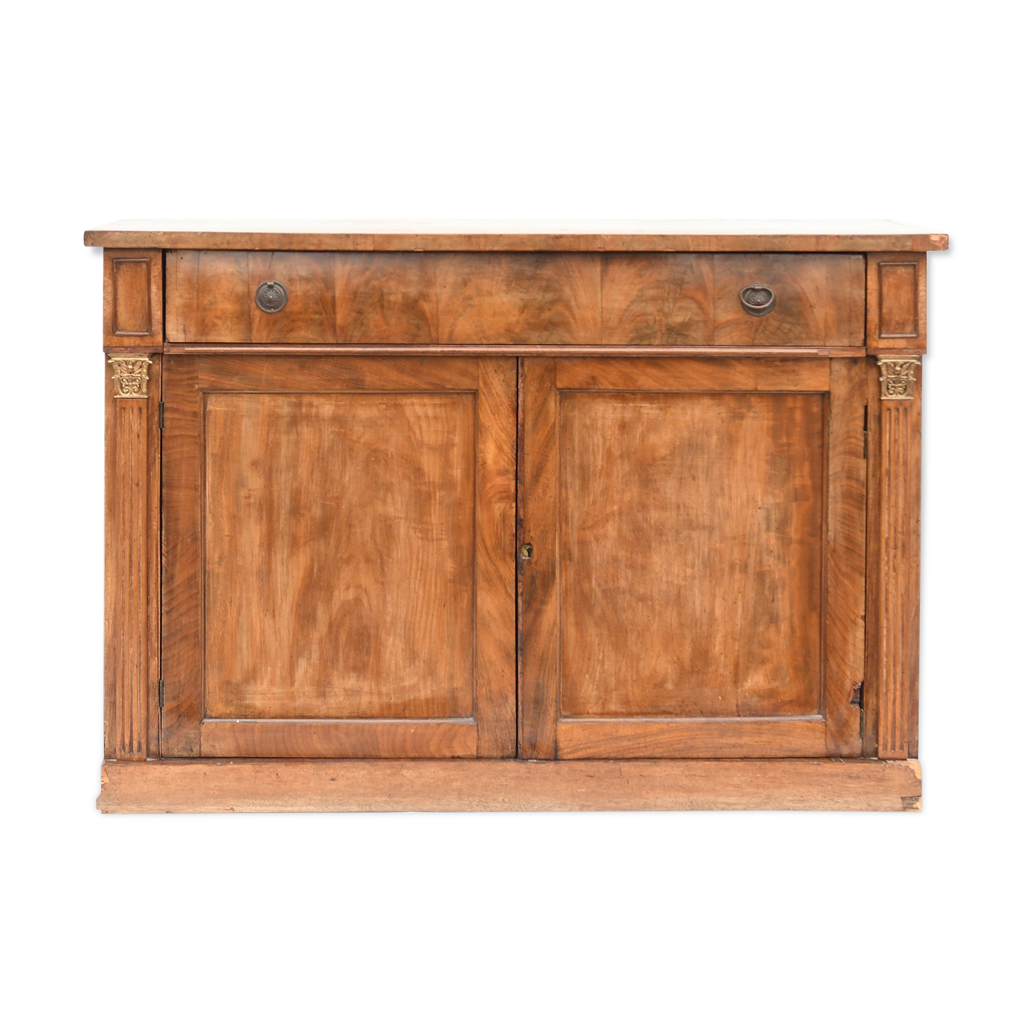 Wooden veneer buffet