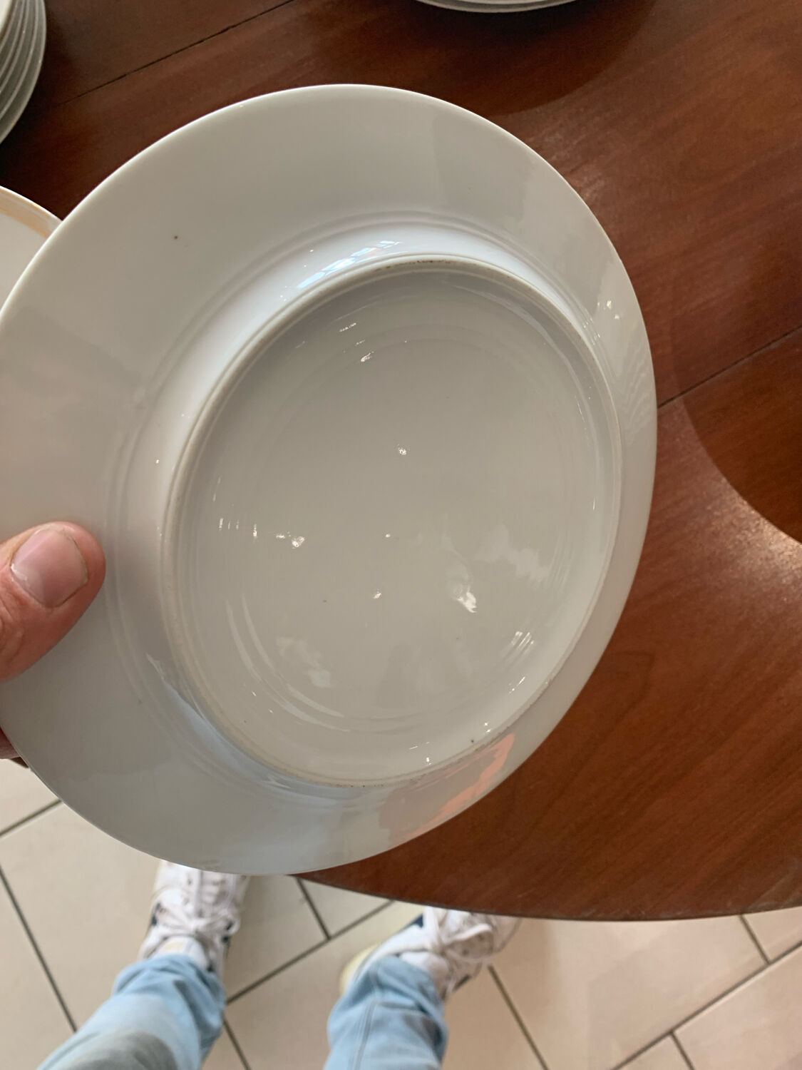 Lot of six flat plates, crockery, old white, gilded