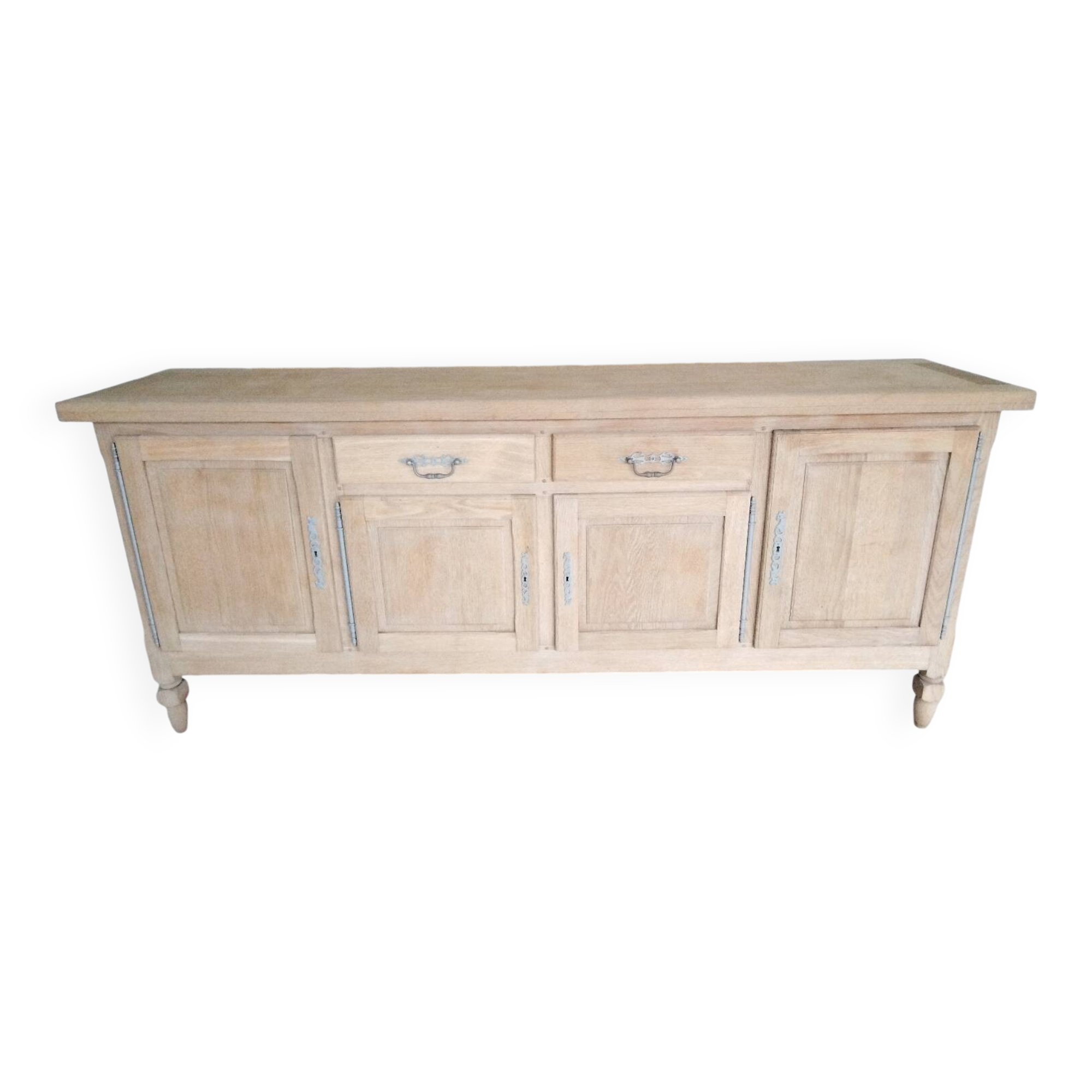 Large buffet in renovated solid oak