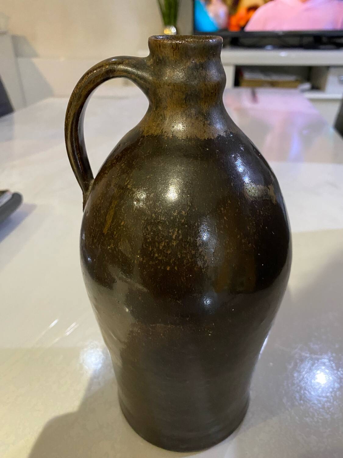 Belle cruche en terre, cuite vernissée