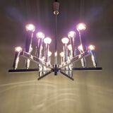 Chrome metal Space Age chandelier, 18 light points, 1970.