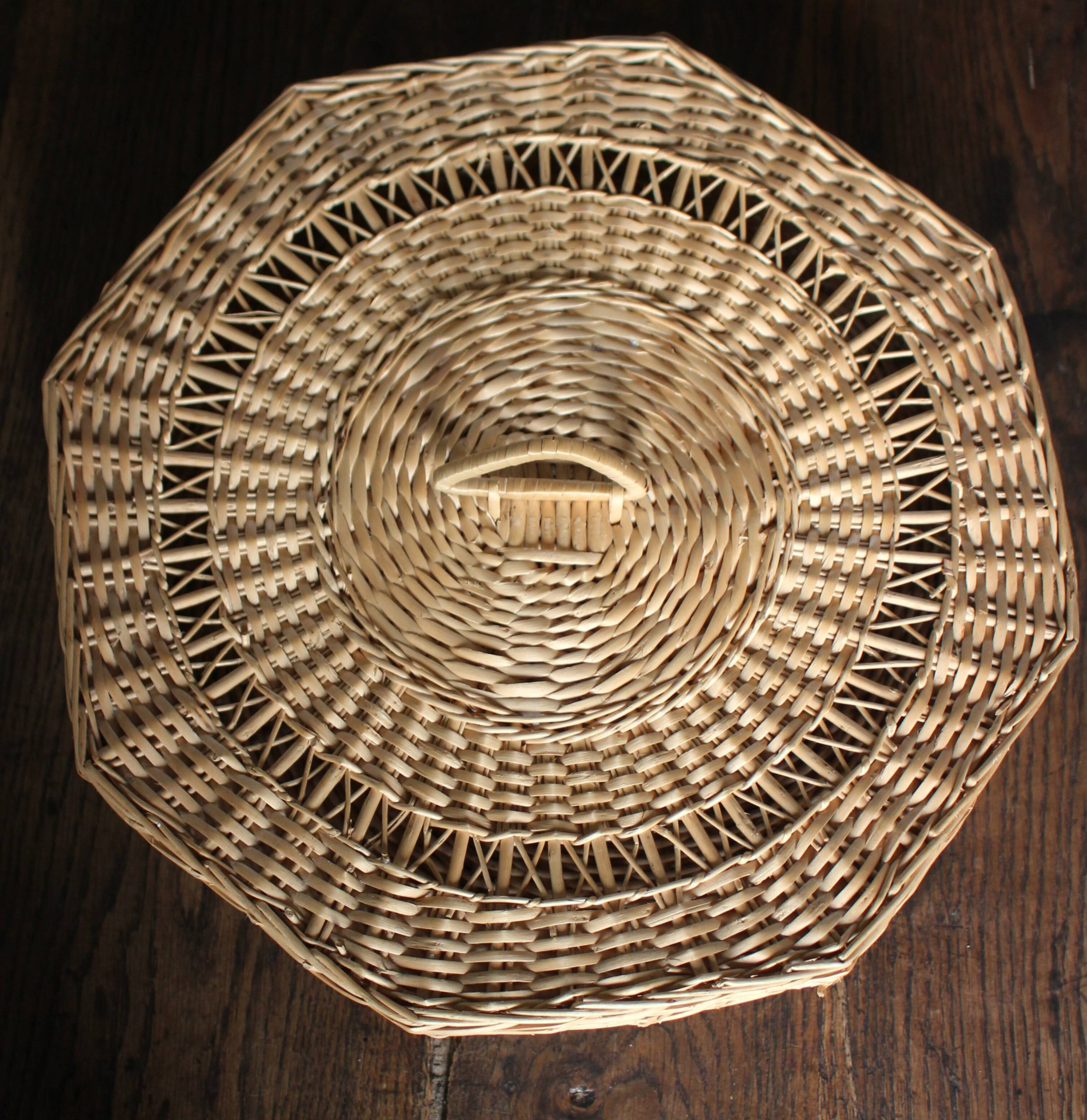 Vintage Octagonal Wicker Basket with Lid