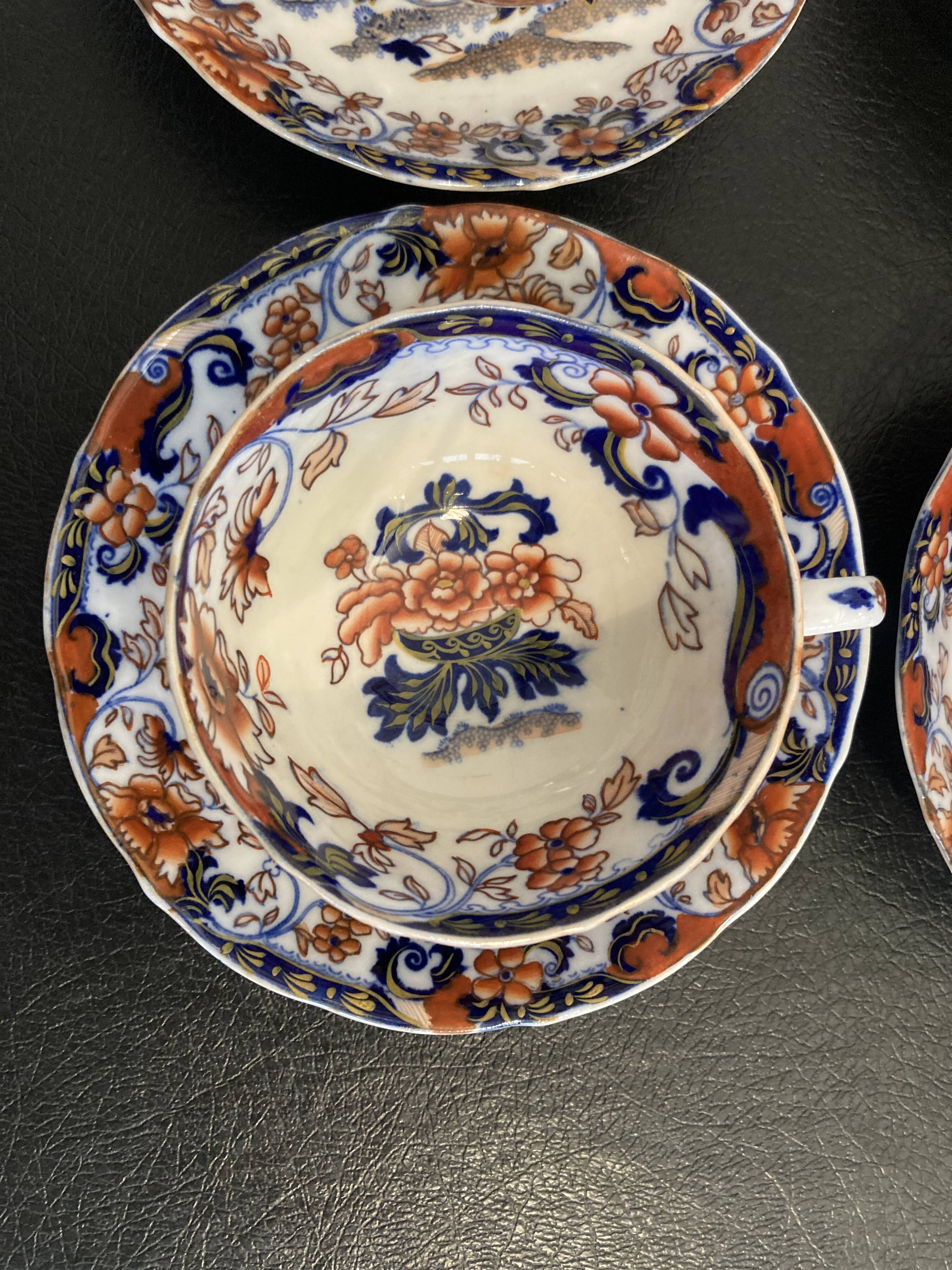 Set 4 cups and saucers Minton Amherst 824