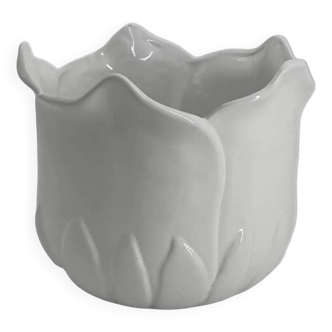 Cache pot en forme de tulipe porcelaine blanc vintage