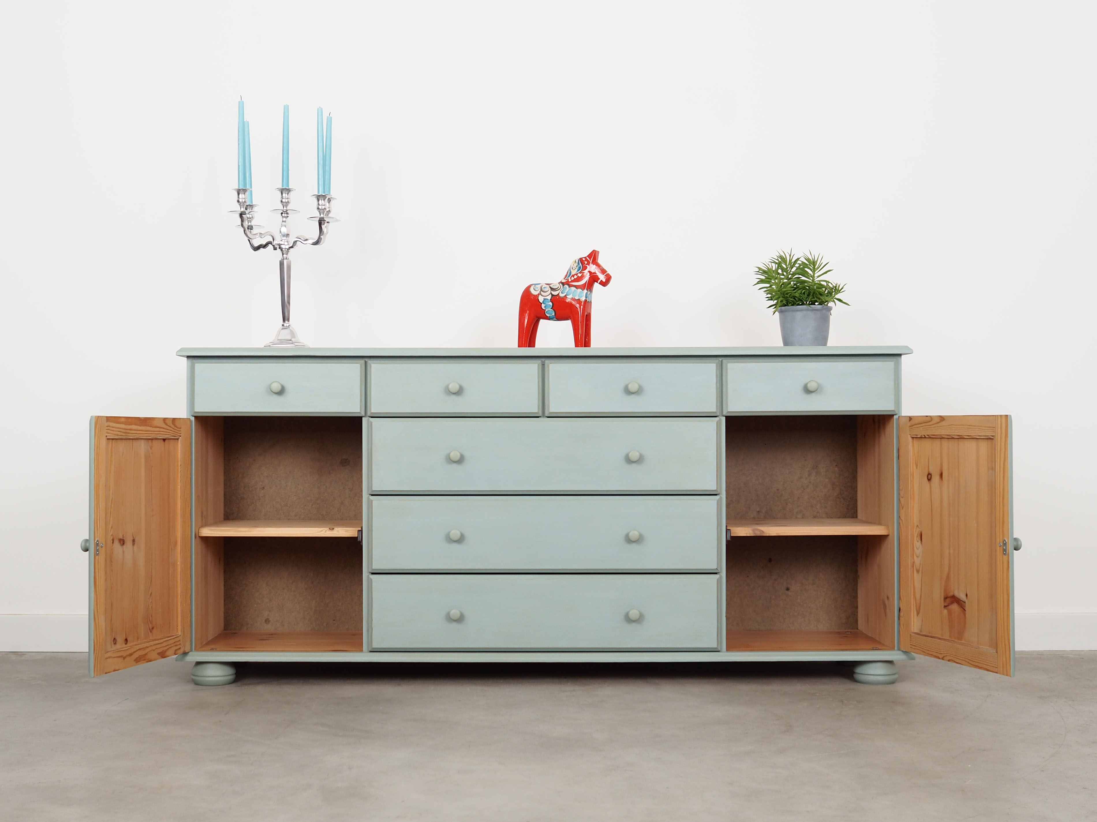 Pine dresser, Danish design, 1970s, production: Denmark