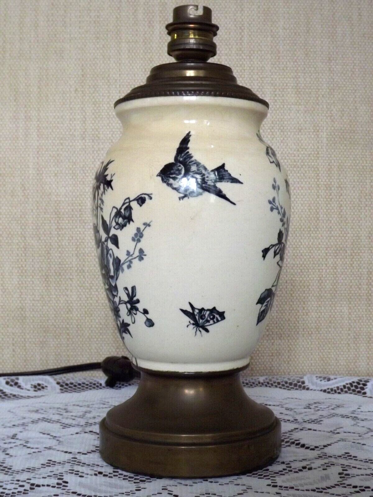 Lampe de table en porcelaine et laiton