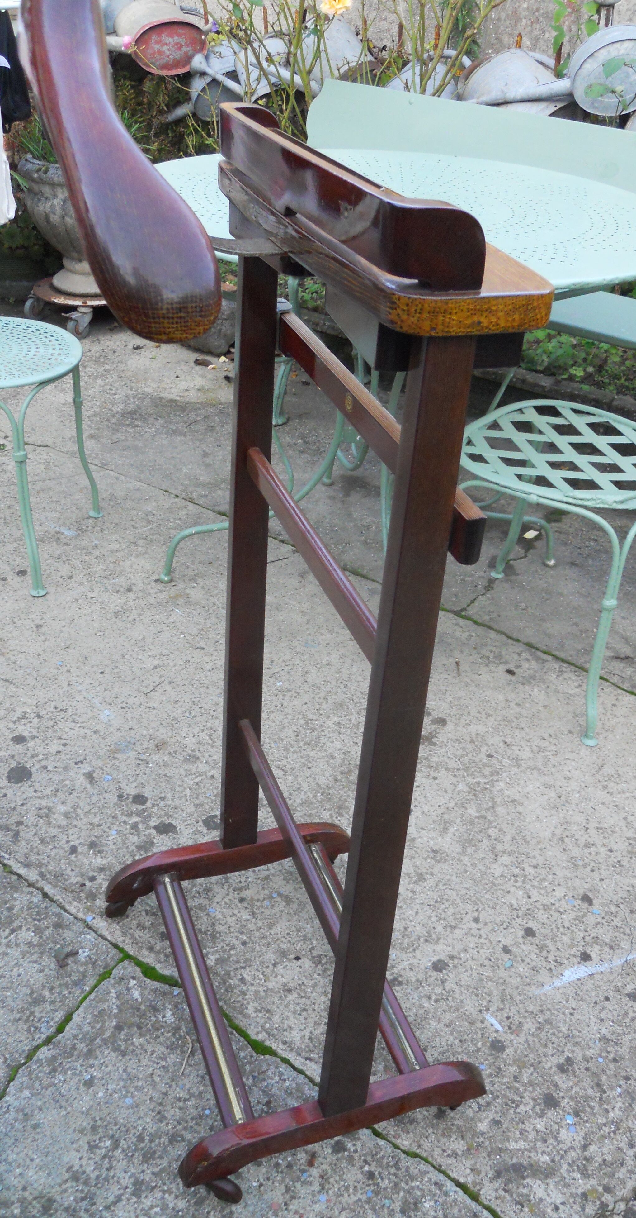 Valet fratelli ruguitti