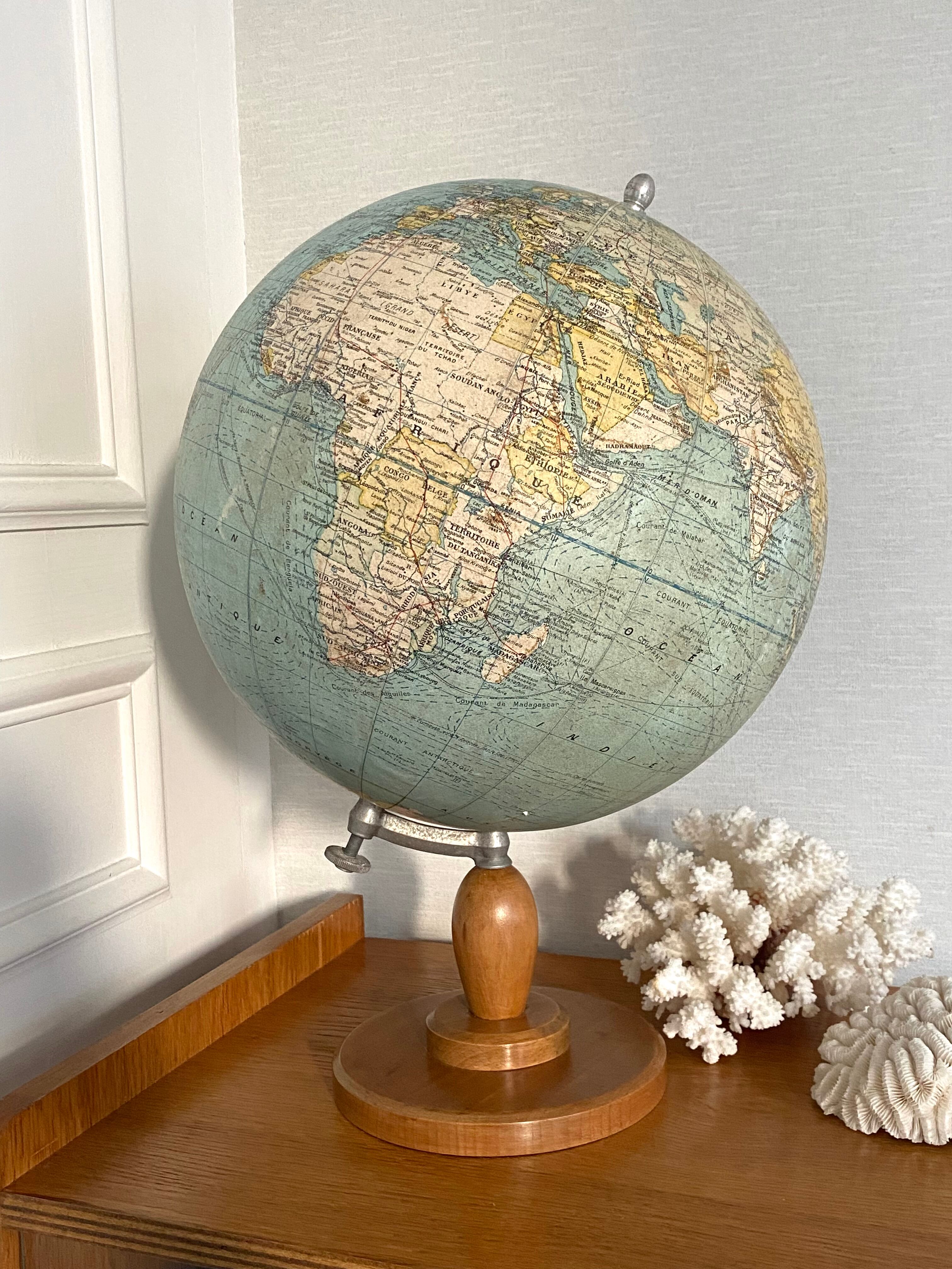 Globe from girard & barrere from the 1930s