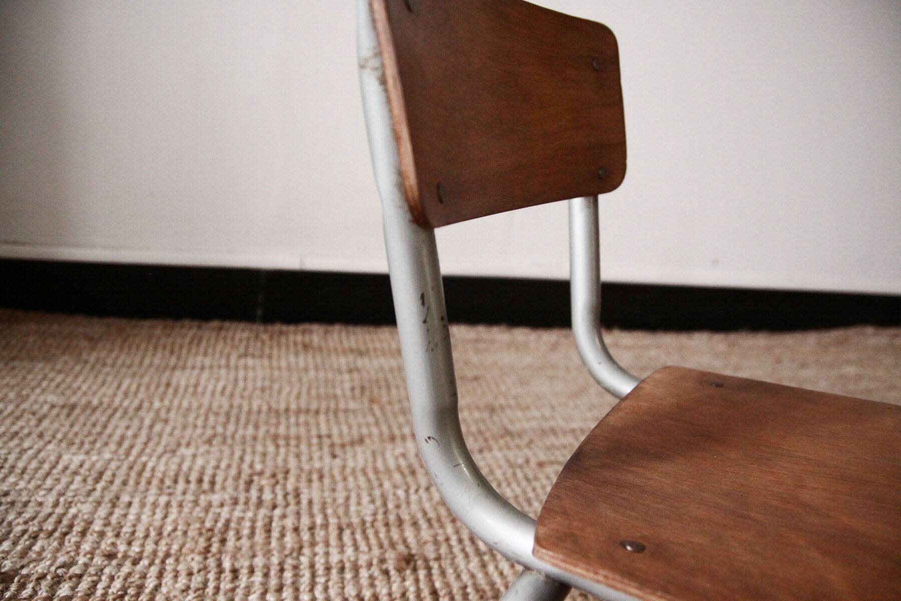 Old school chair in wood and metal
