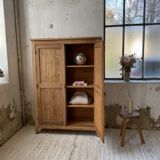 Wooden cabinet cuttery