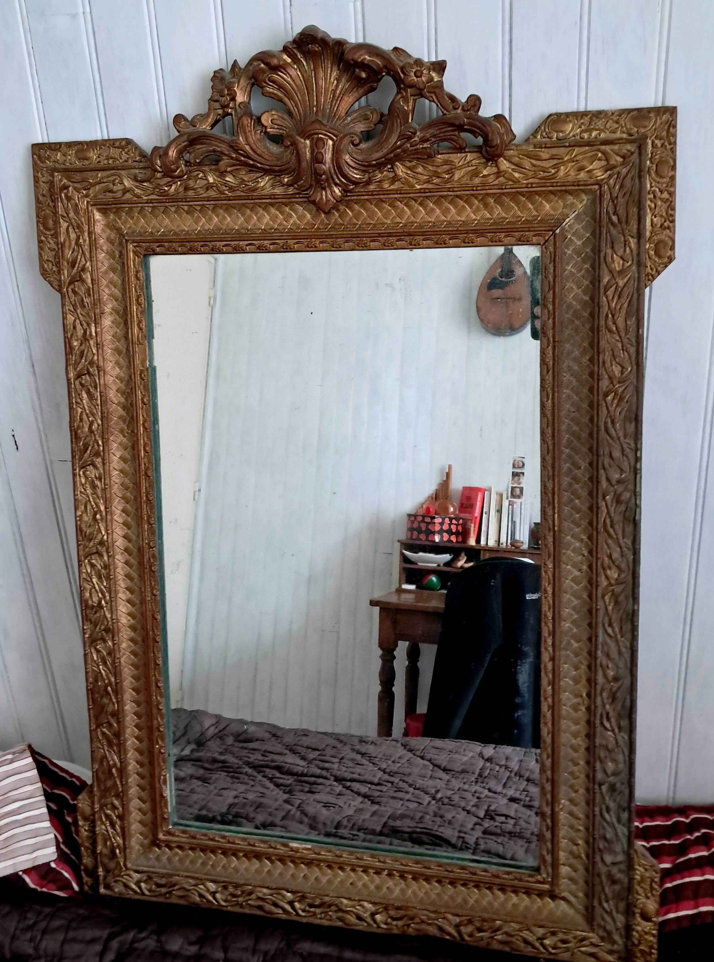 Golden Wood Mirror, stamped AB Bordeaux, Louis XVI style – Late 19th century