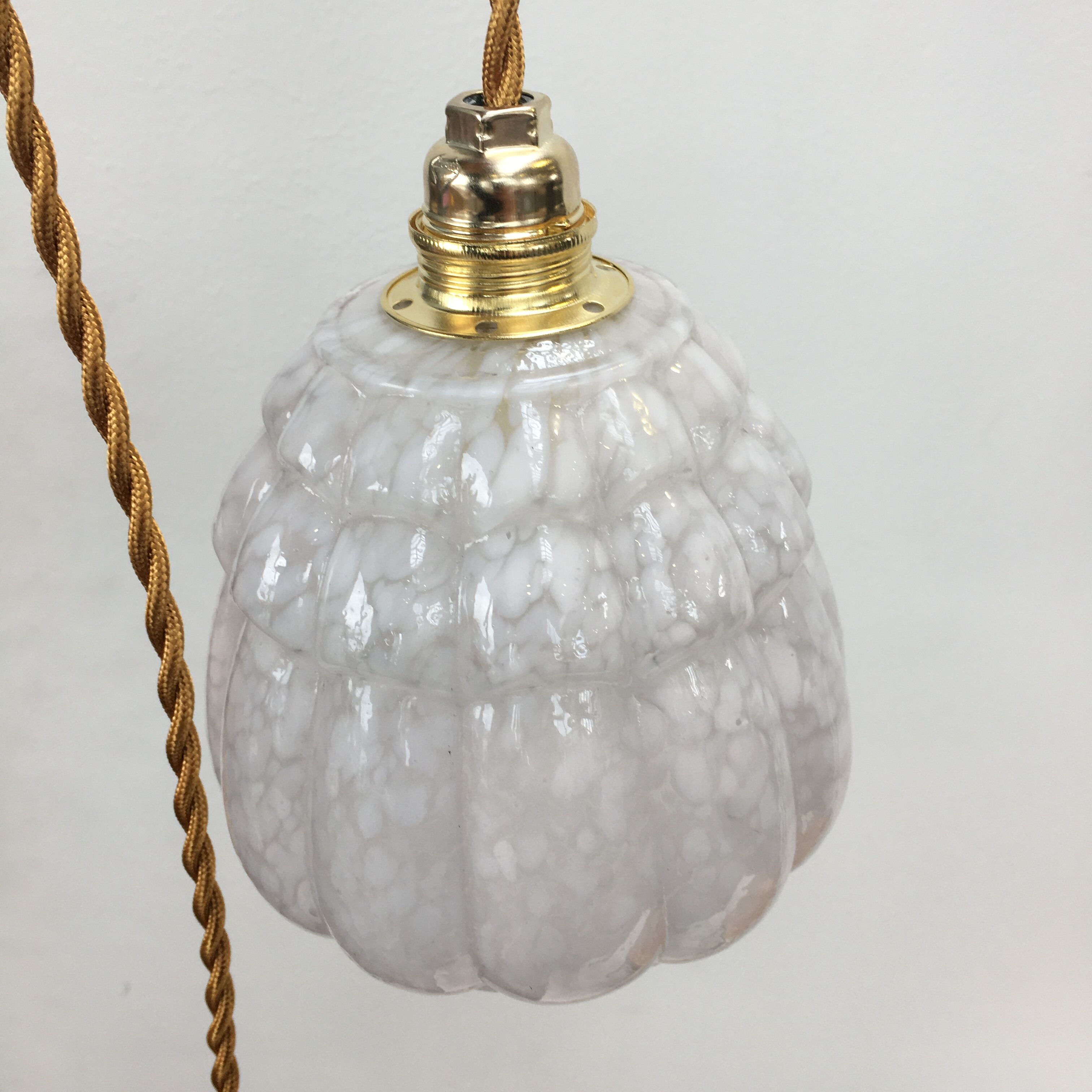 Suspension baladeuse Art déco en verre de Clichy