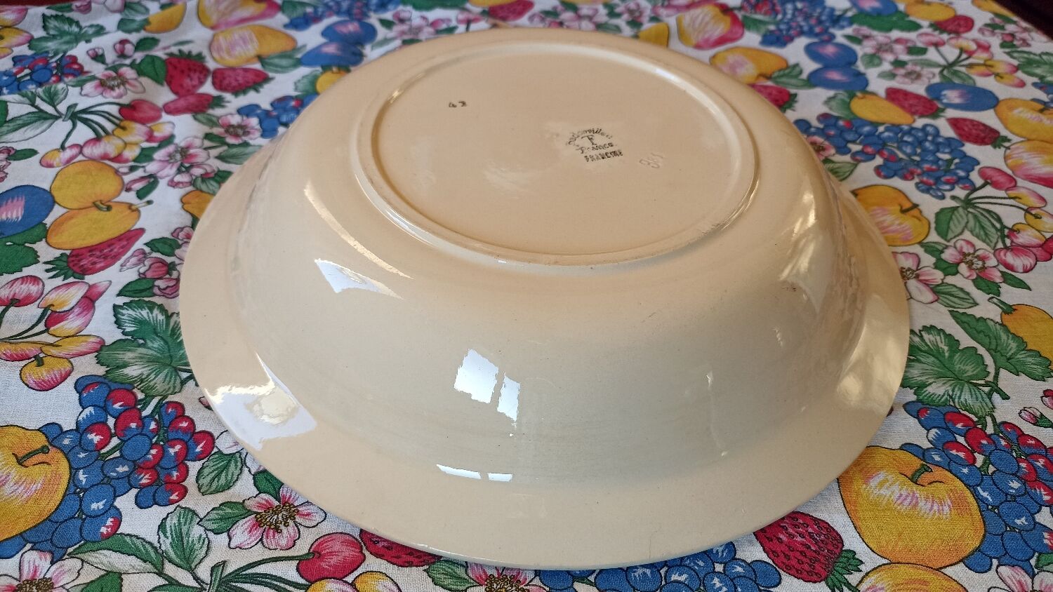 Fenal Badonviller hollow dish, Francine model