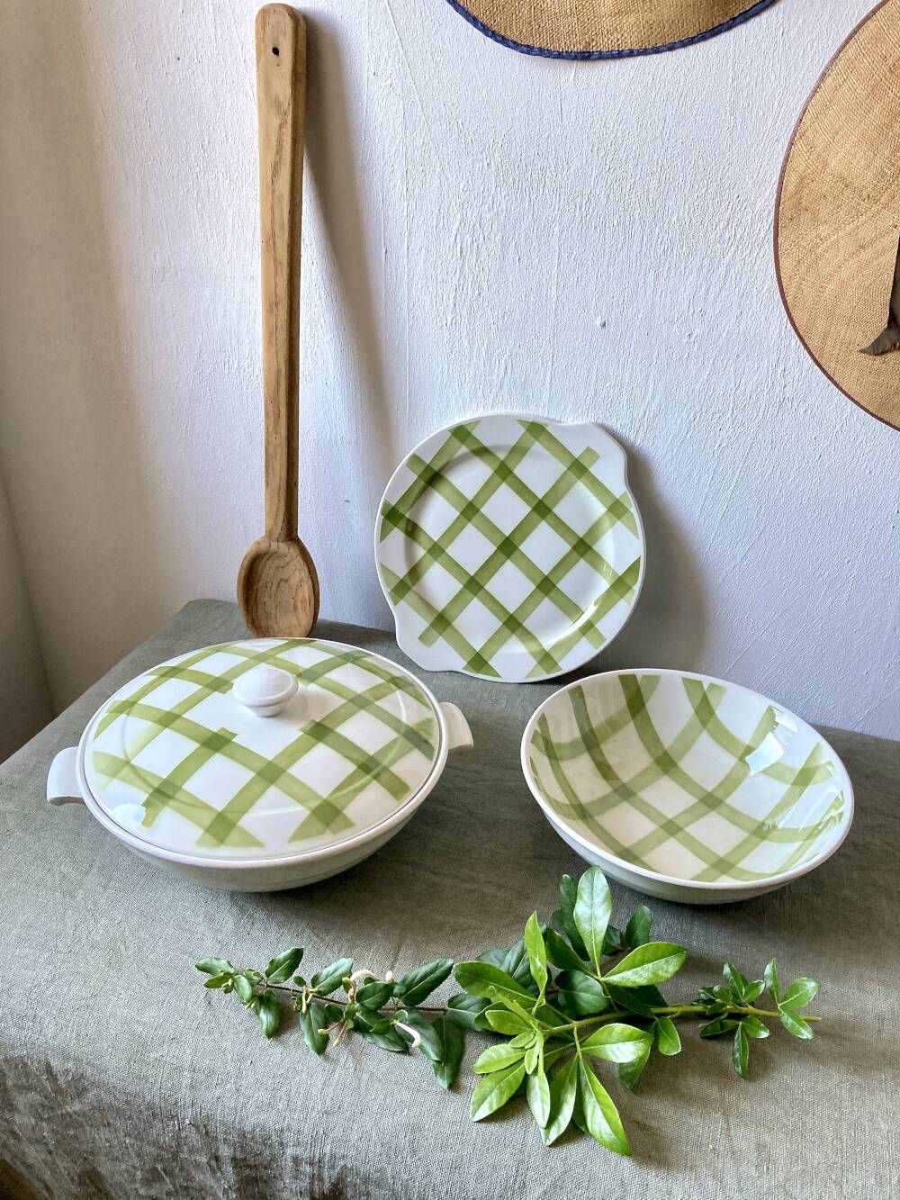 Set of three serving dishes, Moulins des Loups, model "Tablecloth"
