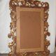 Imposant Miroir, bois sculpté doré, à décor de Putto