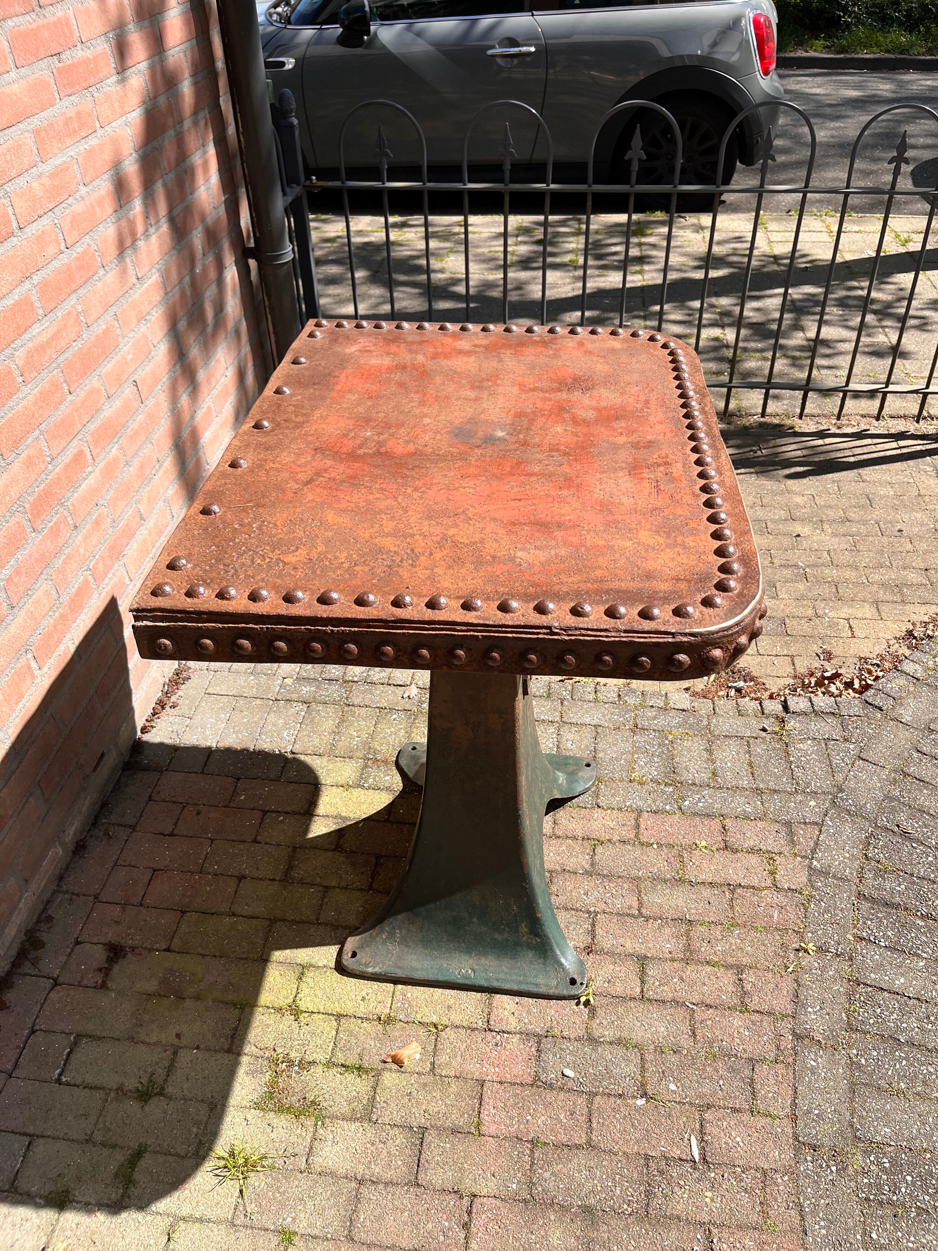 Table industrielle J. Schmid Tours Paris